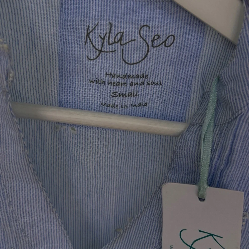 NWT Anthropology Bell Sleeves Shirt by Kyla Seo Soft Eyeleted Cotton Sz Small - Picture 5 of 16